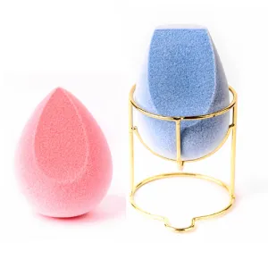 1 Microfiber Sponge (blush)   1 Microfiber Sponge (contour & baking)   1 Makeup Sponge Holder (Gold)