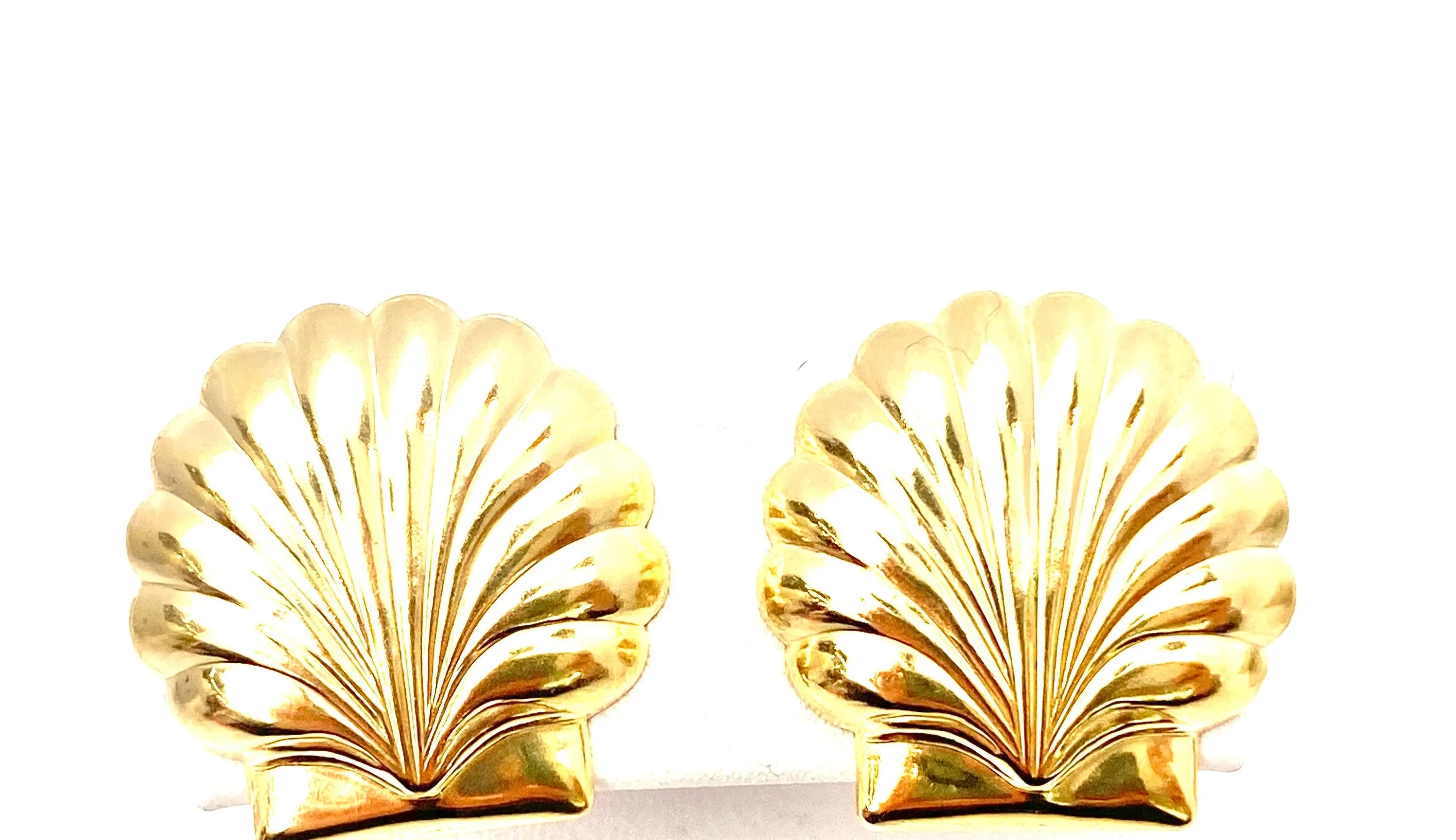 14KGF Seashell Studs , Sku#E57-1