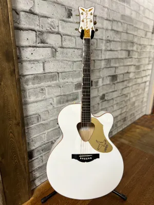 B-Stock Gretsch G5022CWFE Rancher™ Falcon, Jumbo, Electric, Fishman® Pickup System, White