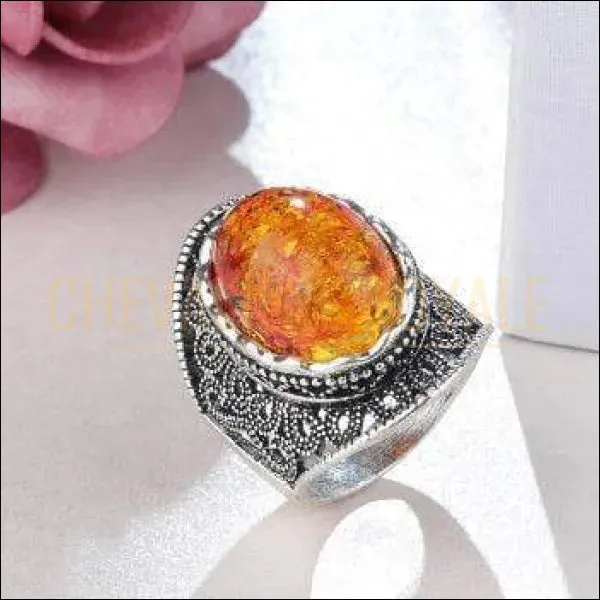 Chevalière pour femme antique équipés de pierres d'ambre