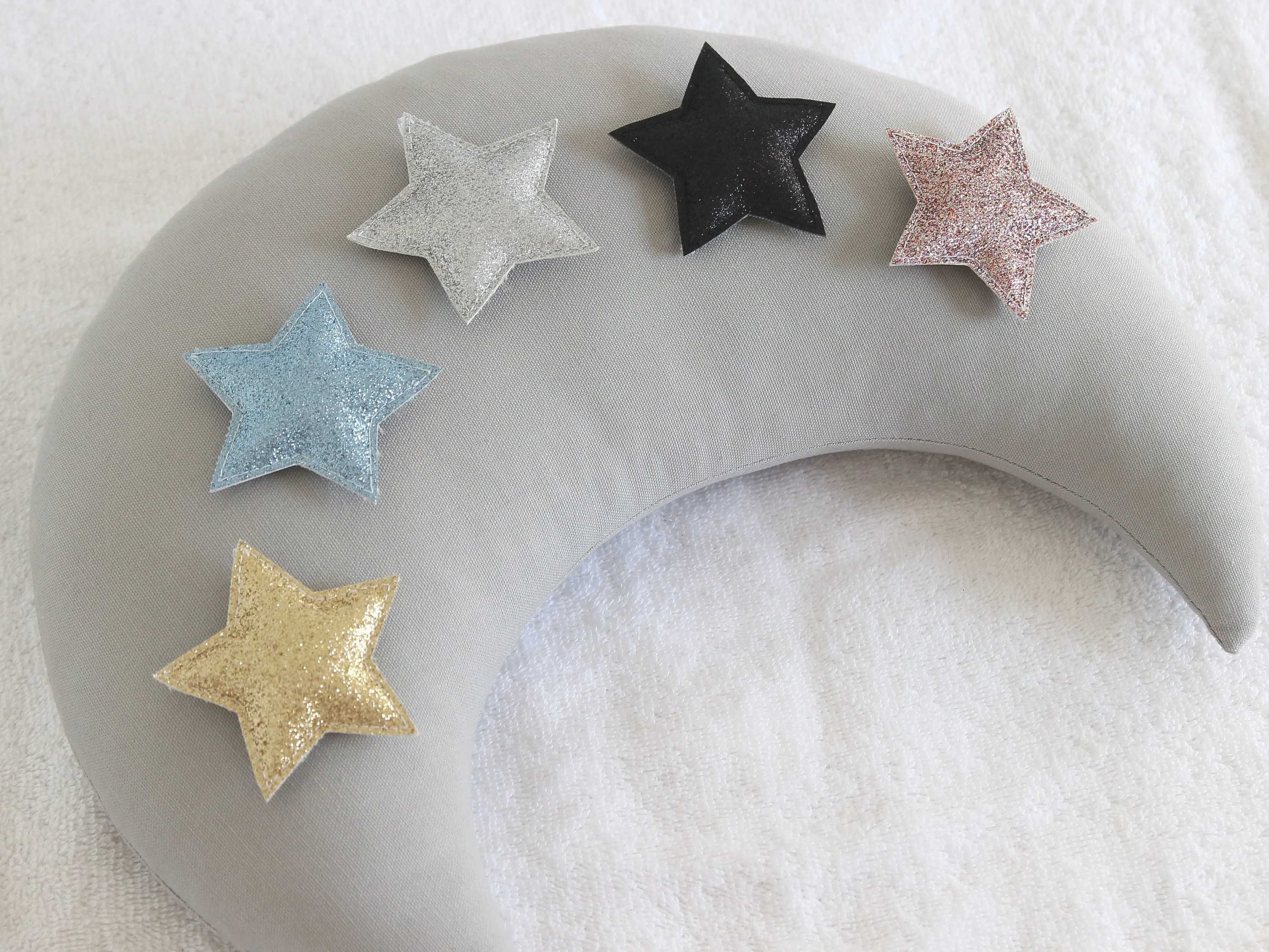Crescent Moon Pillow (8 colors) with Star