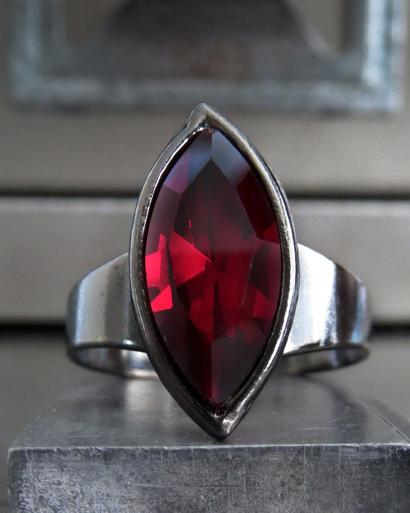 DROP of BLOOD - Gothic Deep Red Crystal Ring