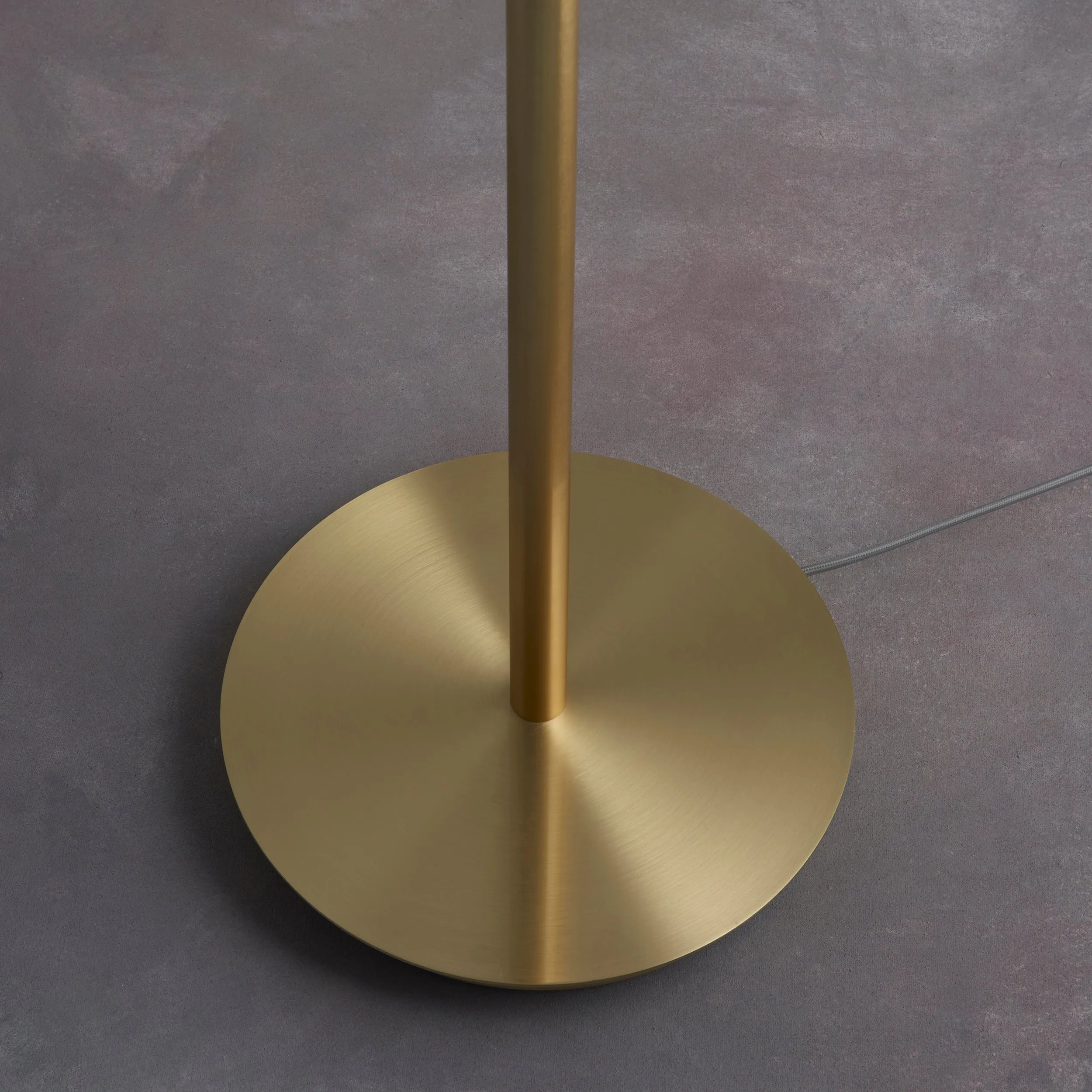 Endon 95466 Fraser 1lt Floor Satin brass plate & natural linen mix fabric 10W LED E27 (Required)