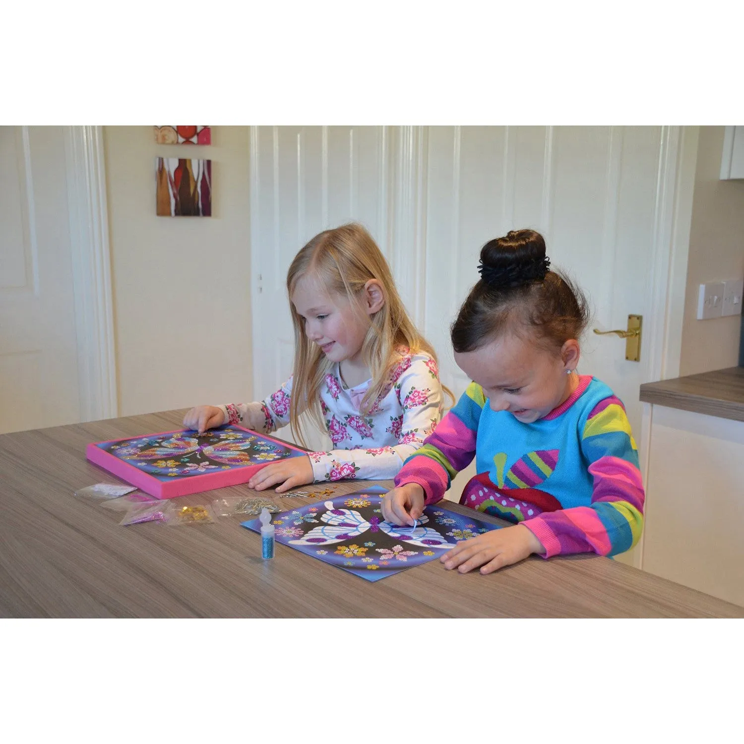 HORSE Sequin Art® Stardust, Sparkling Arts and Crafts Picture Kit