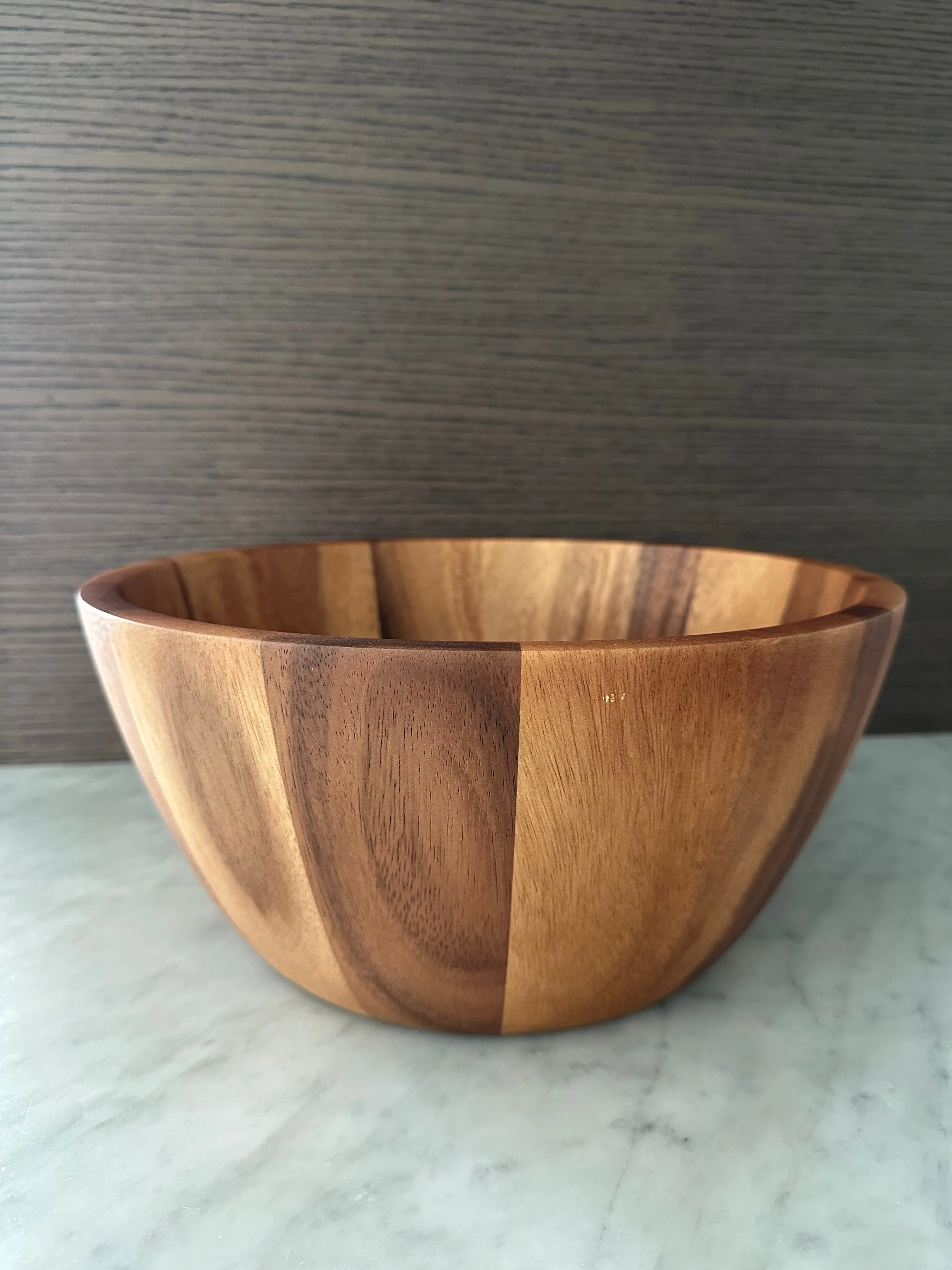 Laguiole en Aubrac Deluxe Bundle 2-Piece Salad Server with Buffalo Horn Handles & Acacia Wood Salad Bowl