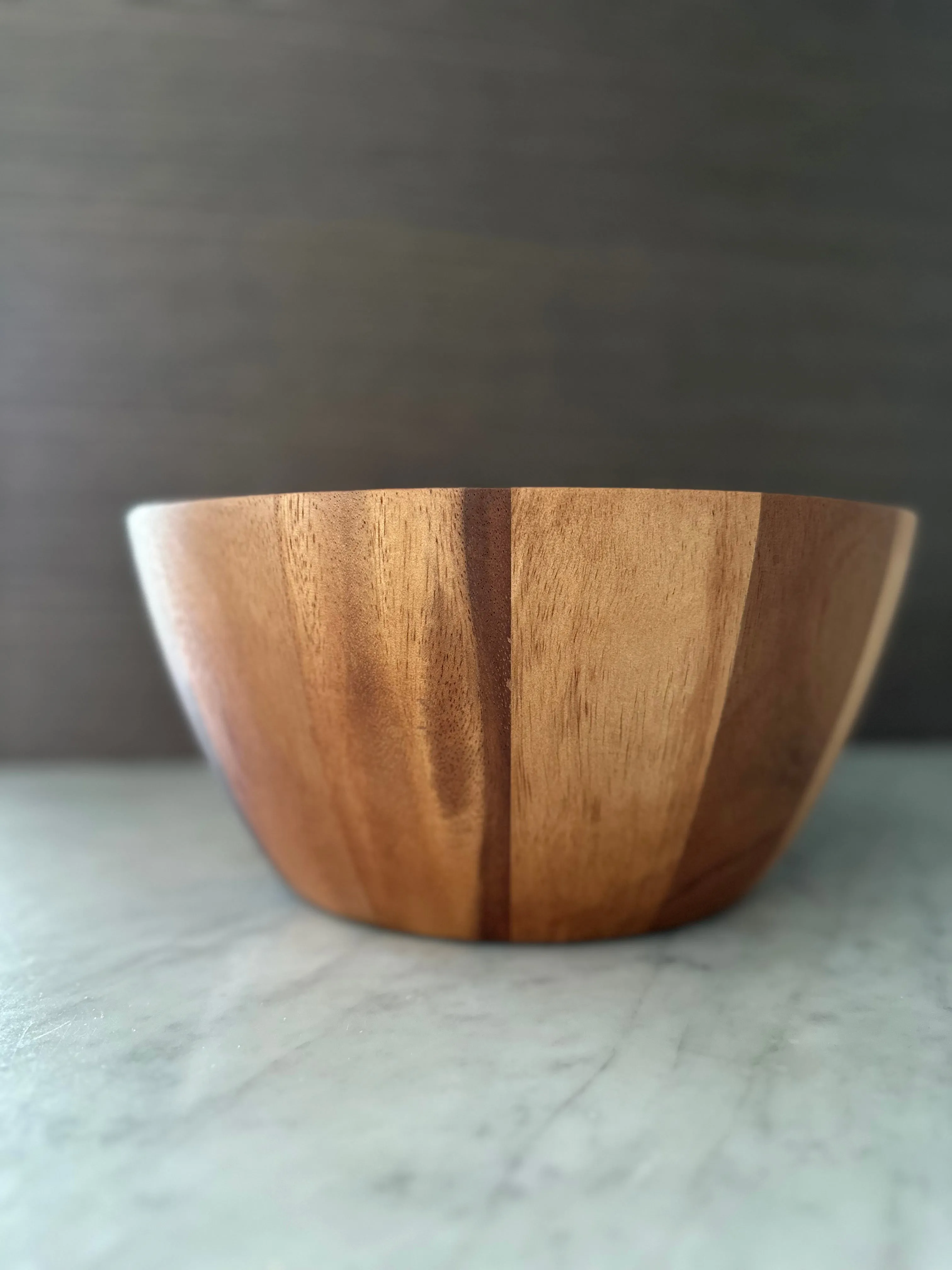 Laguiole en Aubrac Deluxe Bundle 2-Piece Salad Server with Buffalo Horn Handles & Acacia Wood Salad Bowl