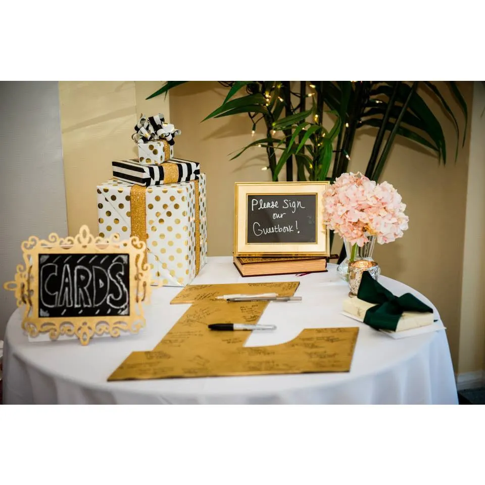 Medium Monogram Guestbook Letter