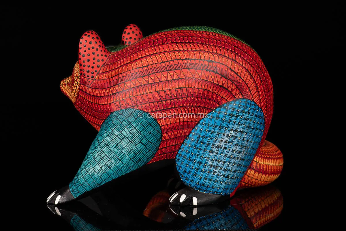 Opossum Fine Mexican Wood Carving Alebrije
