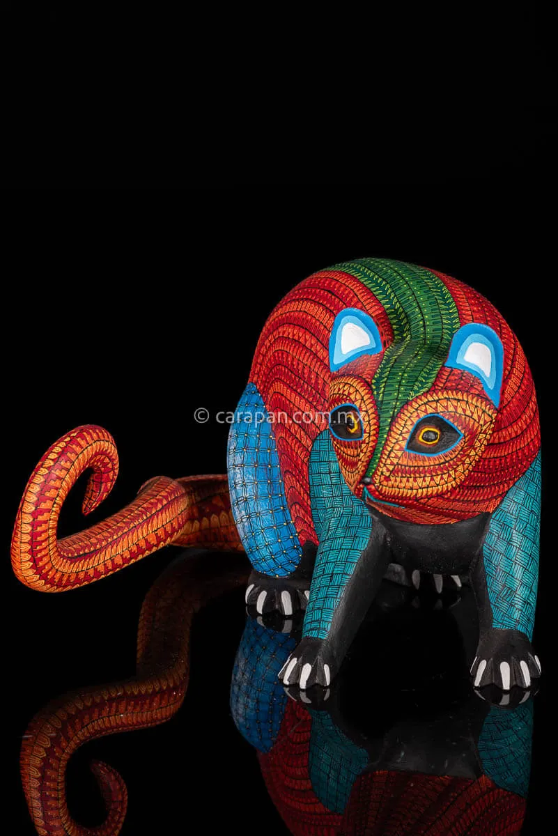 Opossum Fine Mexican Wood Carving Alebrije
