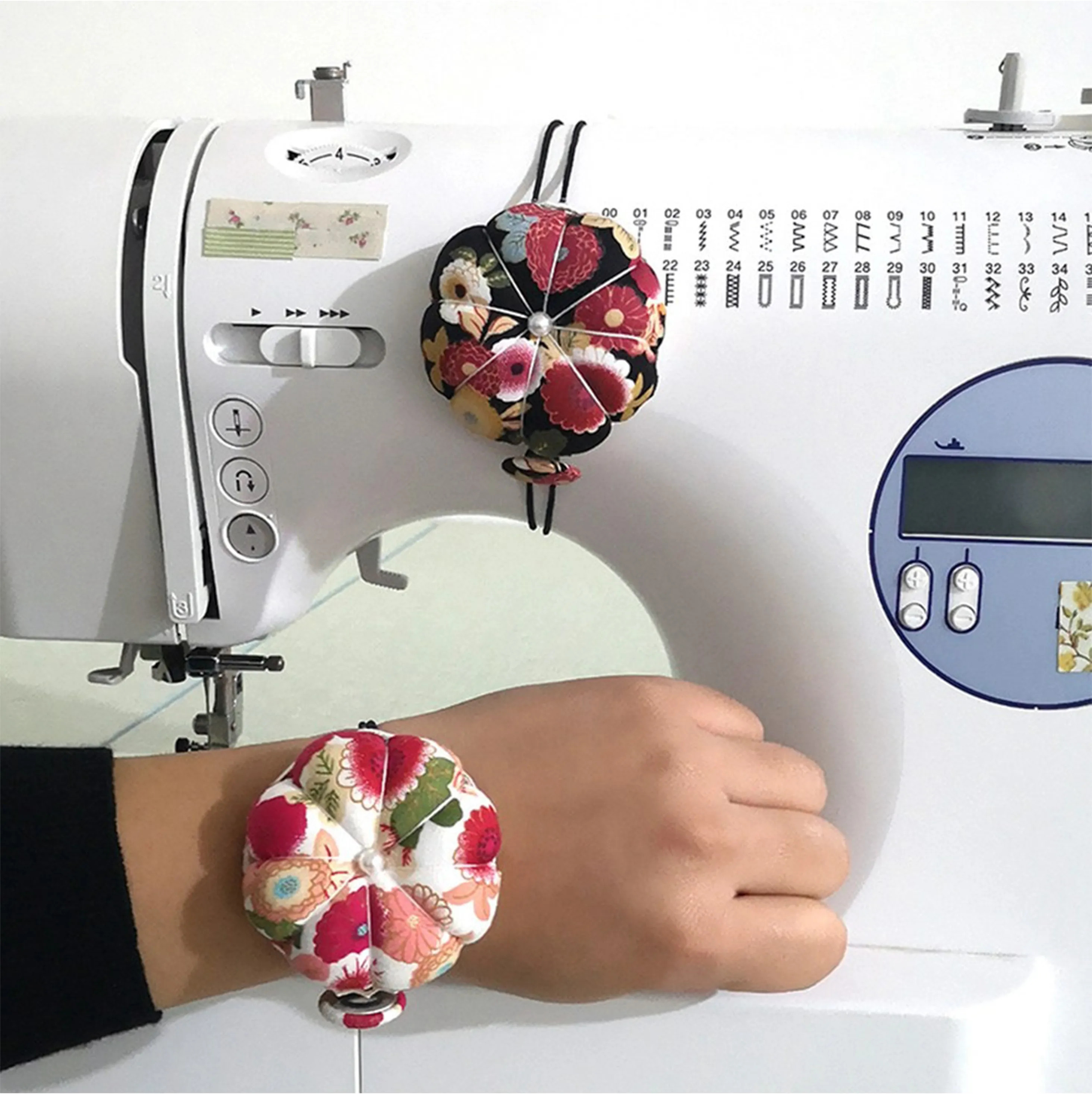 Pumpkin Ball Shaped Needle Pin Cushion