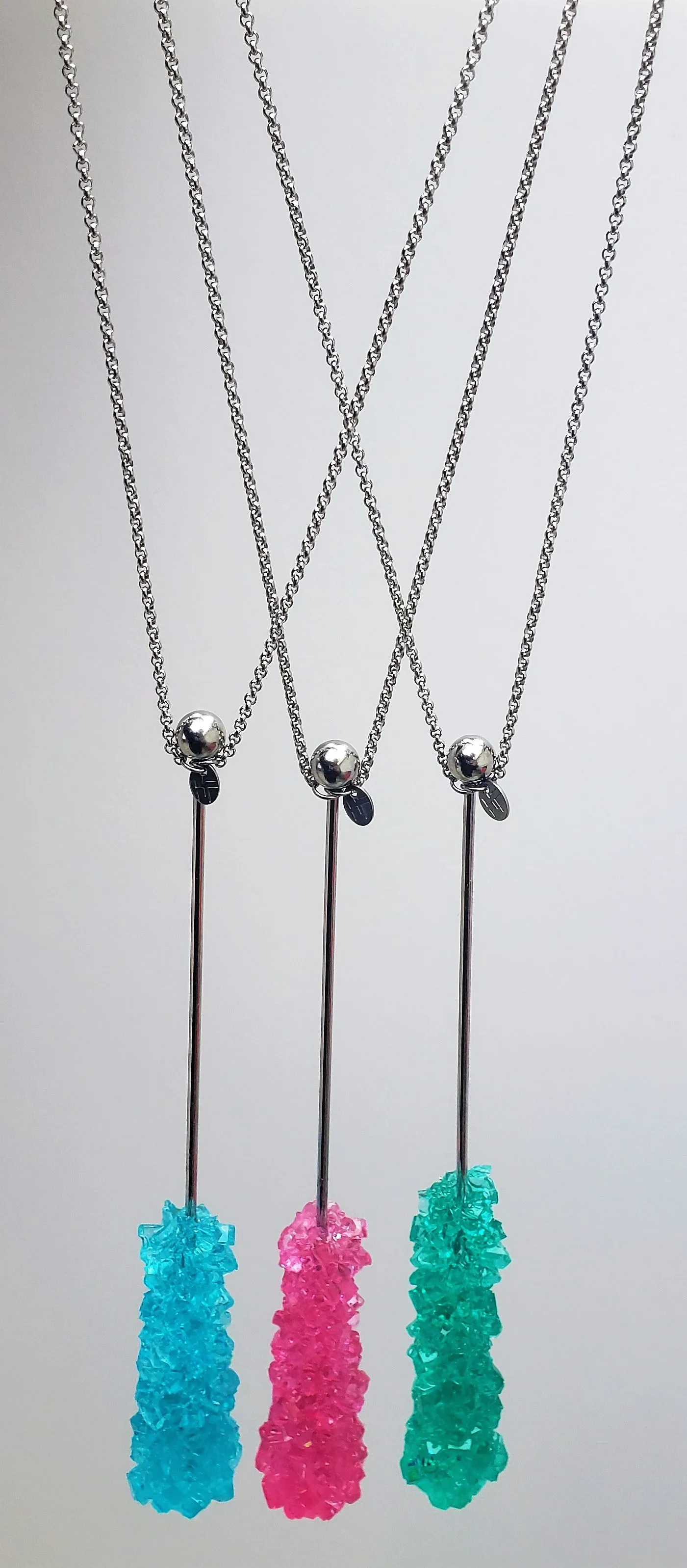 SPARKLING CRANBERRY ROCK CANDY SWIZZLE STICK NECKLACE