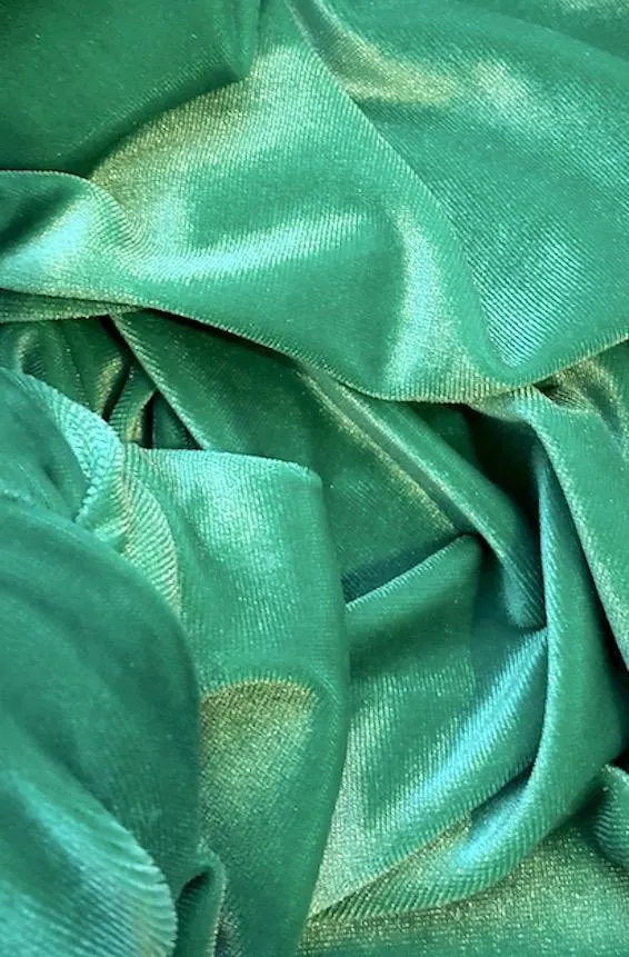 The Chrysoprase Velvet Queen by Kim Hawthorne