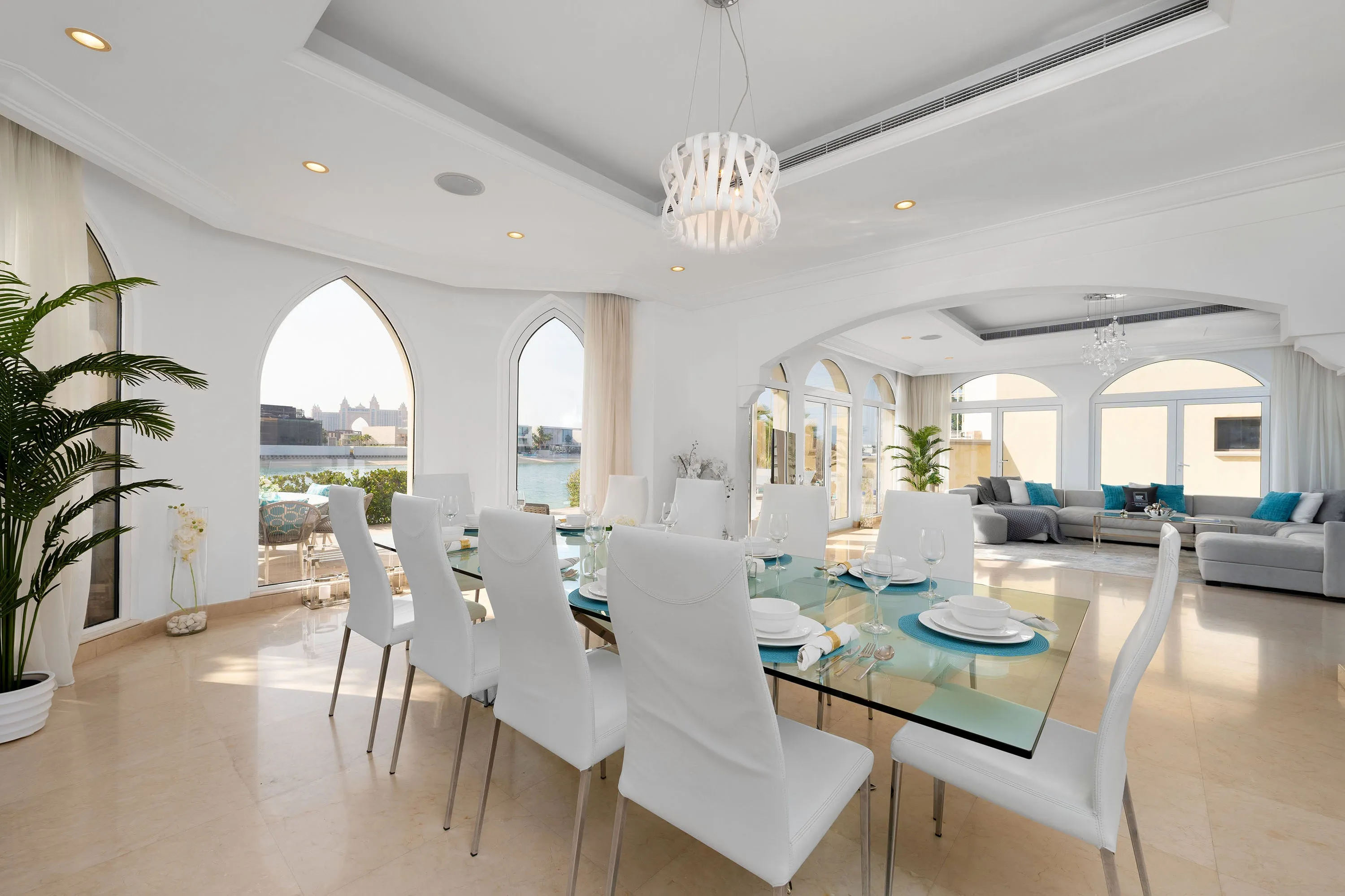 Ultra-Luxury Villa w/ Private Pool & Beach on Palm