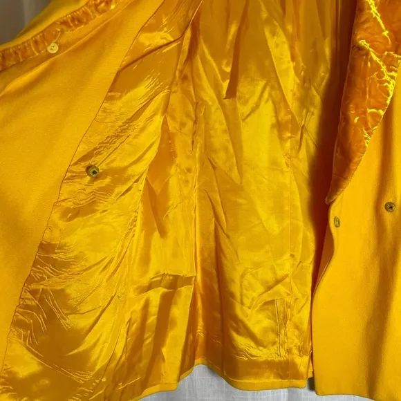 Vtg Ivana 100% wool Canary Yellow Blazer